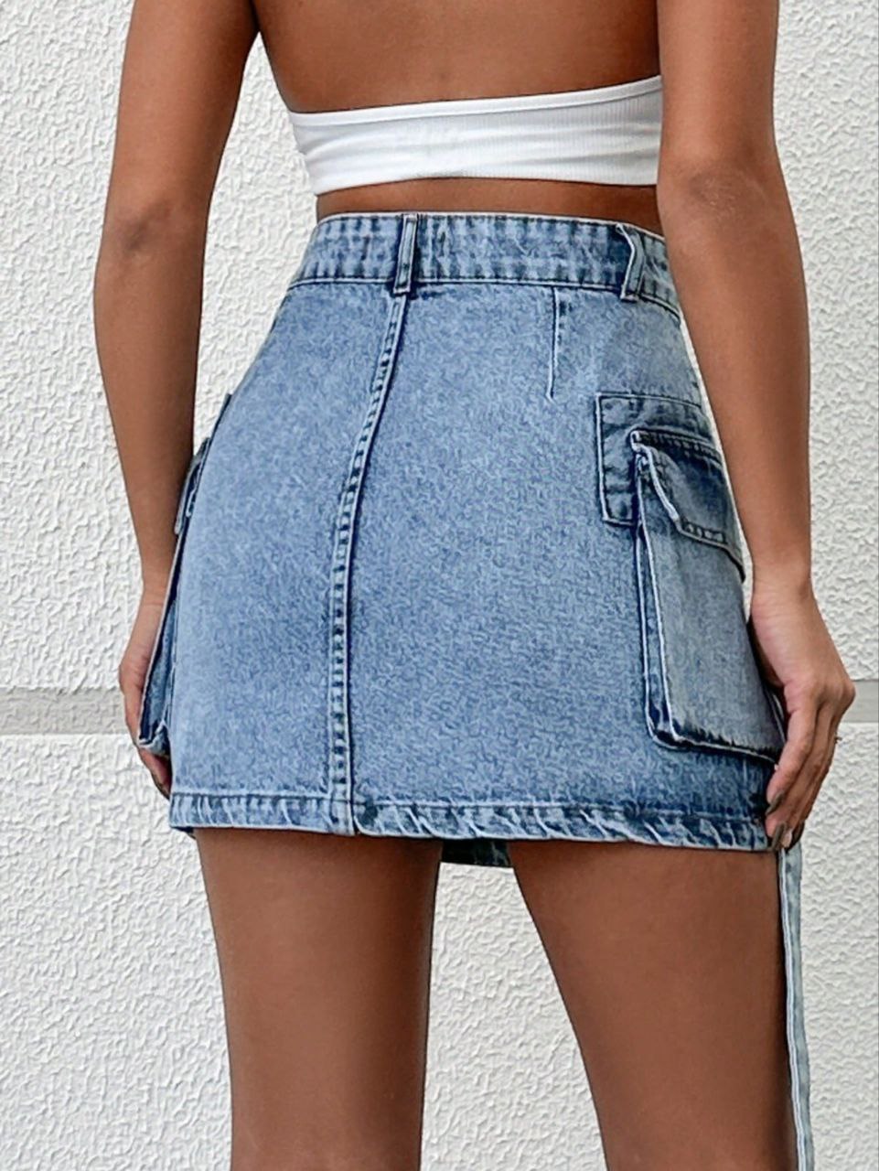 синя дънкова пола Jessy, заден план