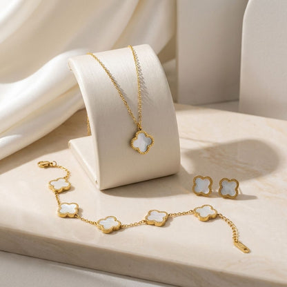 Бял комплект "Детелина" с 18K златно покритие